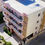 Nuovo Sun Penzion Golem (Tirana)
