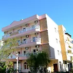 Pensión Nuovo Sun Golem (Tirana)